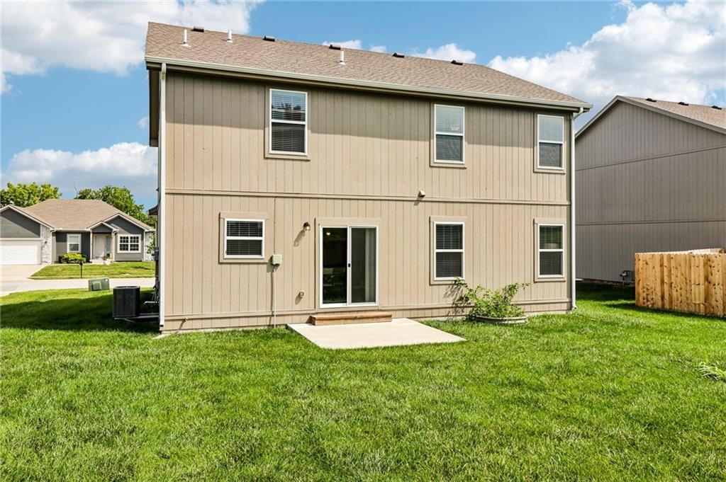 1705 NW Hilltop Court — photo 34