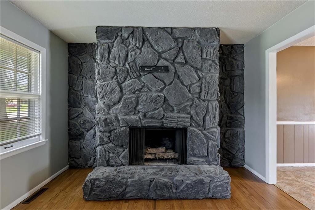 11815 S Beacon Avenue — photo 5