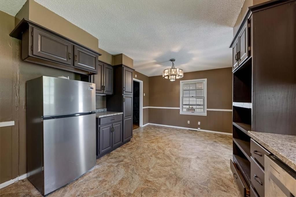11815 S Beacon Avenue — photo 8