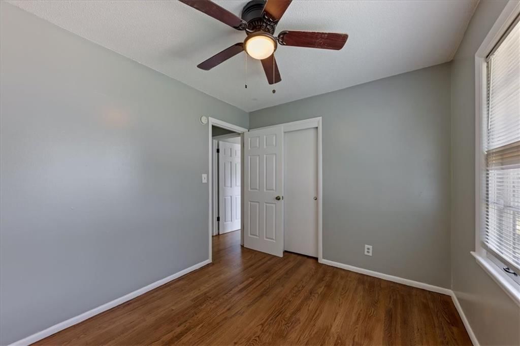 11815 S Beacon Avenue — photo 12