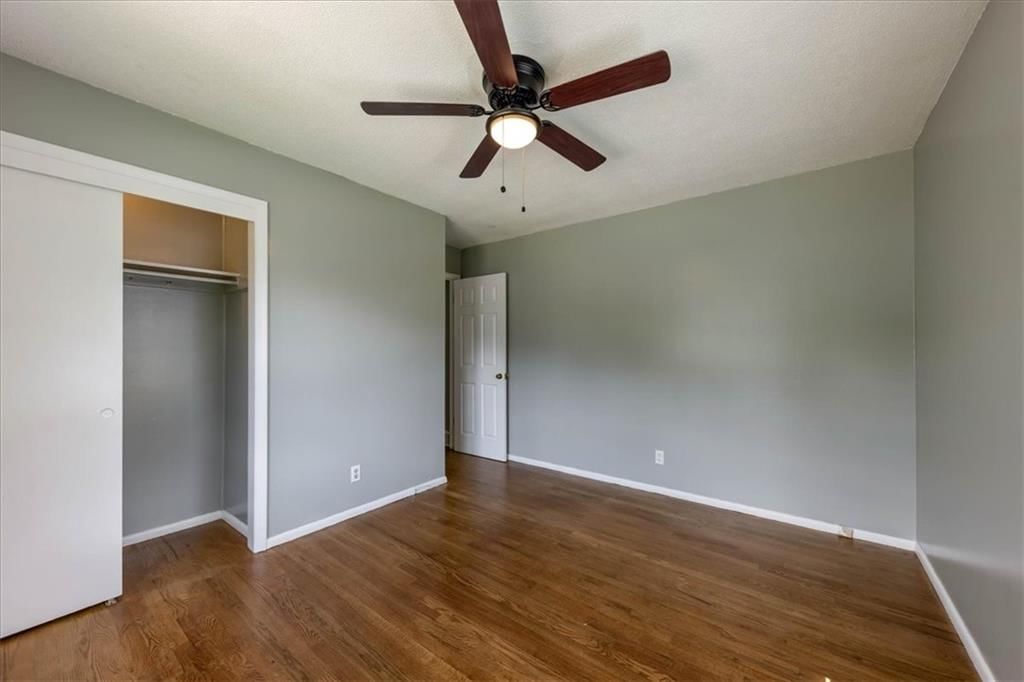 11815 S Beacon Avenue — photo 14