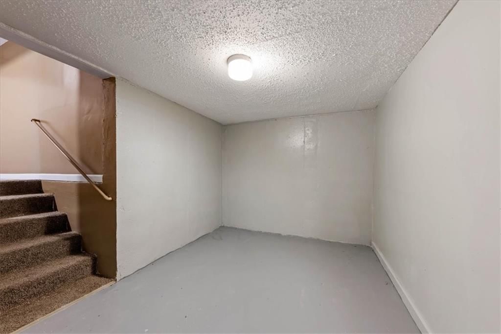 11815 S Beacon Avenue — photo 23