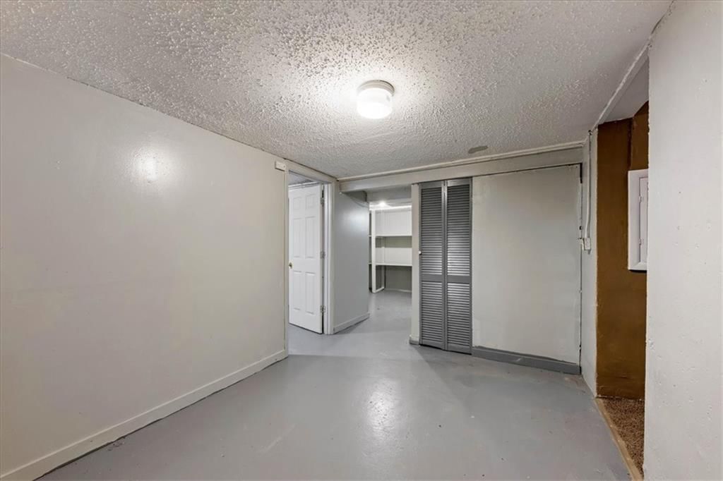 11815 S Beacon Avenue — photo 24
