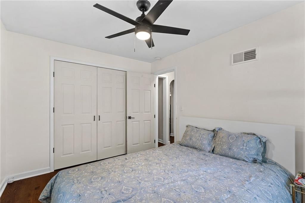 Photo 14 of 19 - 8606 E 79 th Street, Kansas City, MO 64138