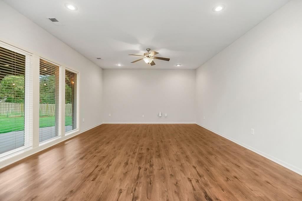 9105 N Kansas Court — photo 14