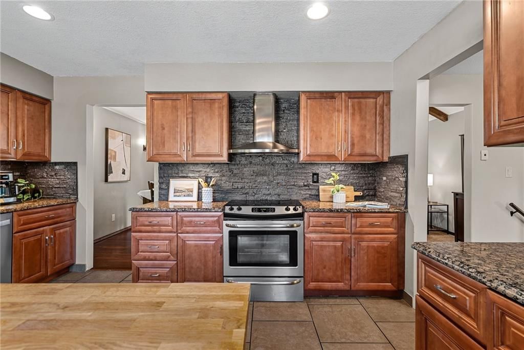8205 Caenen Lake Road — photo 11