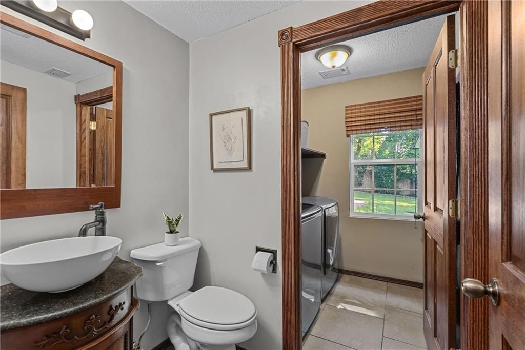 8205 Caenen Lake Road — photo 13