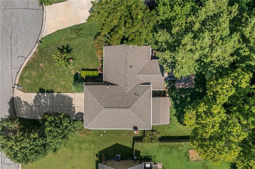 8205 Caenen Lake Road — photo 43