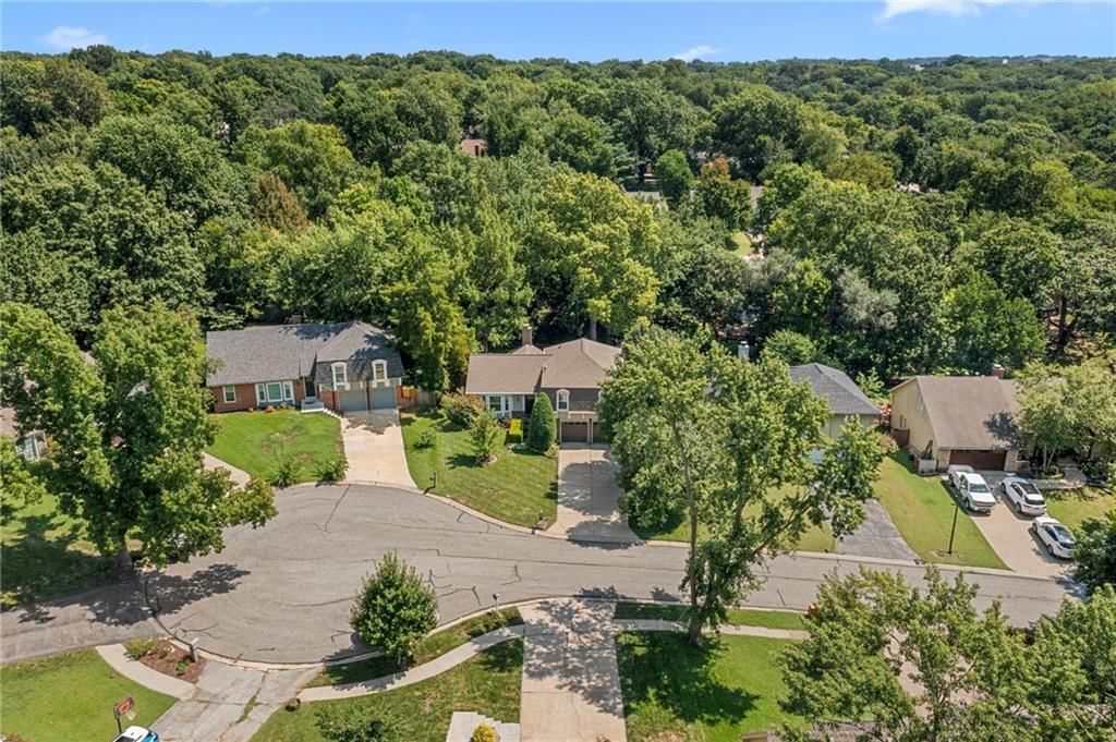 8205 Caenen Lake Road — photo 44