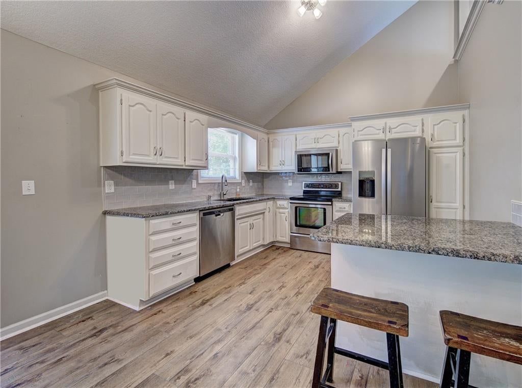 8706 N Carson Avenue — photo 5