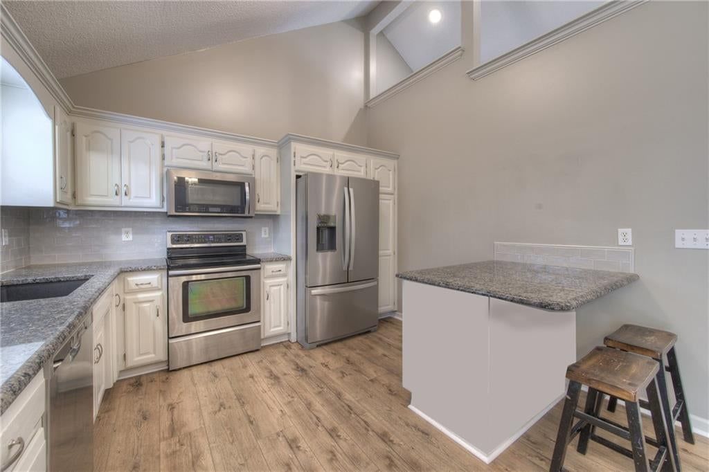 8706 N Carson Avenue — photo 7