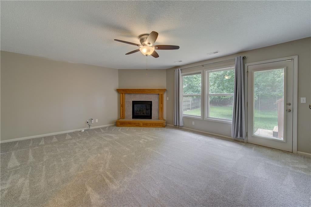 8706 N Carson Avenue — photo 10
