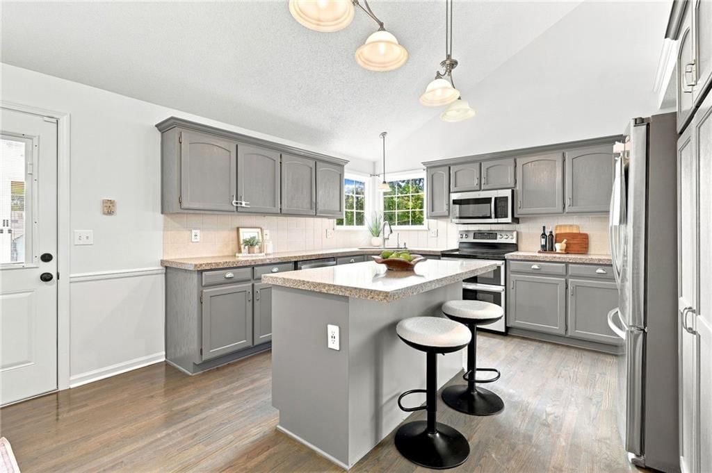 16403 Hinkle Avenue — photo 11