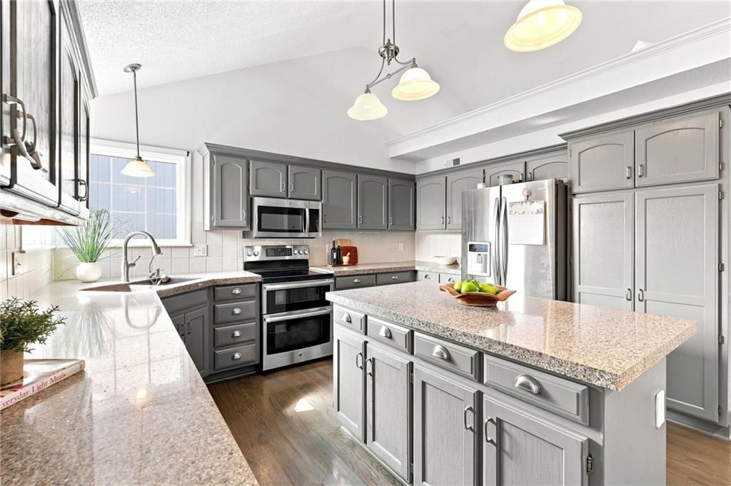 16403 Hinkle Avenue — photo 15