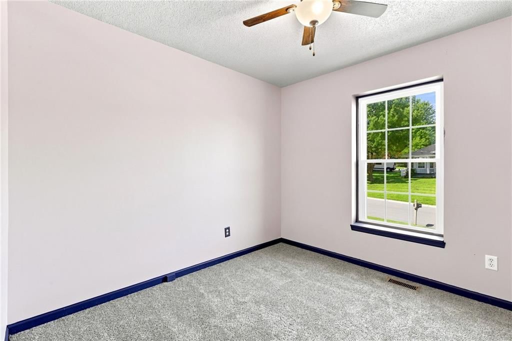 16403 Hinkle Avenue — photo 20