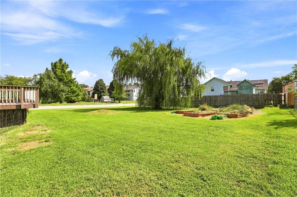 16403 Hinkle Avenue — photo 38