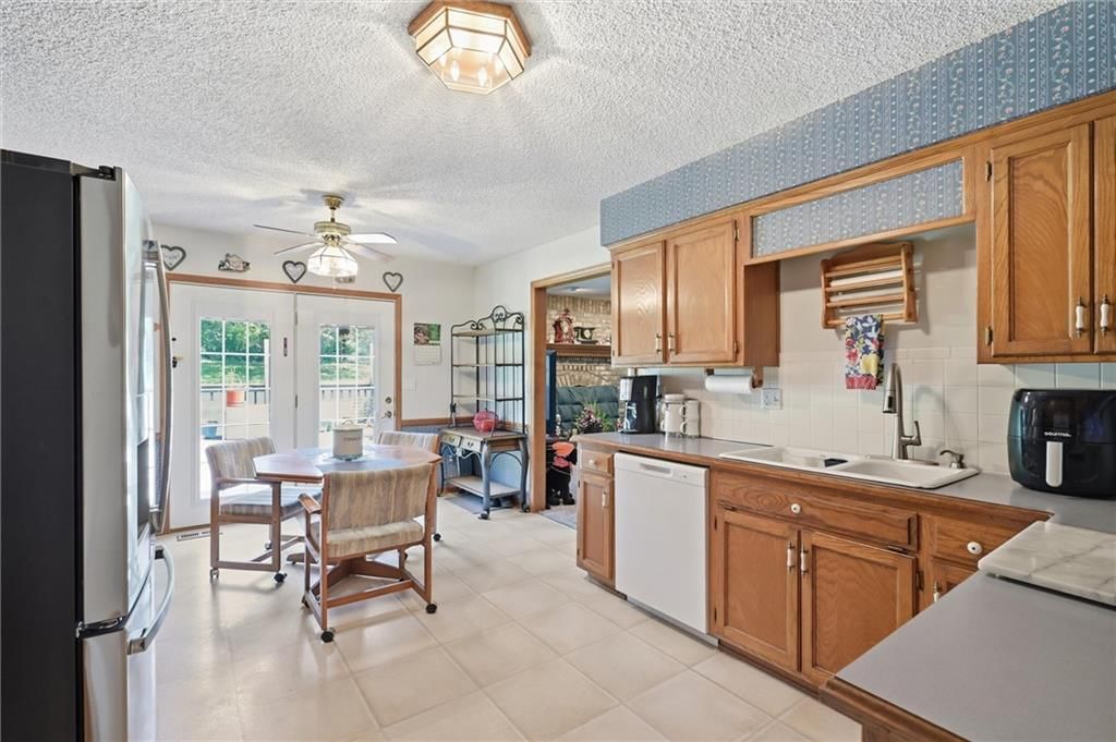 33405 E Oak Hill School Road — photo 15