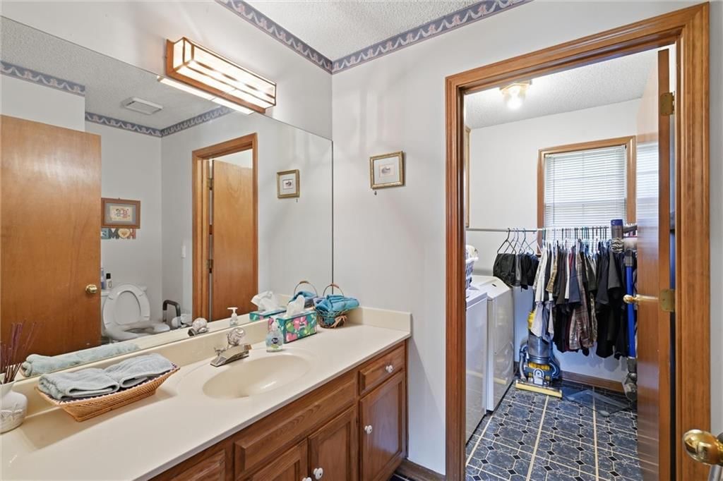 33405 E Oak Hill School Road — photo 17