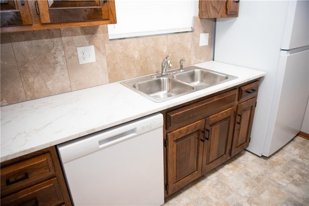9805 View High Drive — photo 8