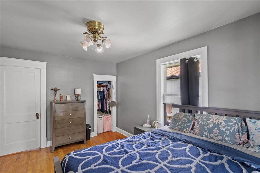 2215 Elizabeth Avenue — photo 18