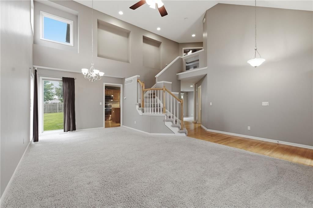 11945 S Monroe Street — photo 5