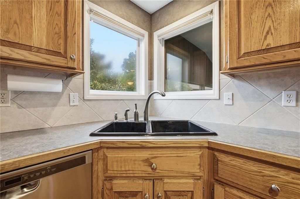 11945 S Monroe Street — photo 13