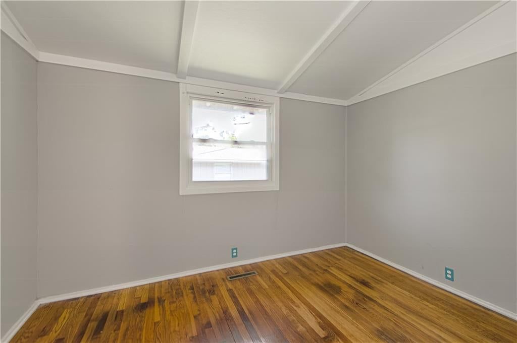 6904 NW Belvidere Parkway — photo 15