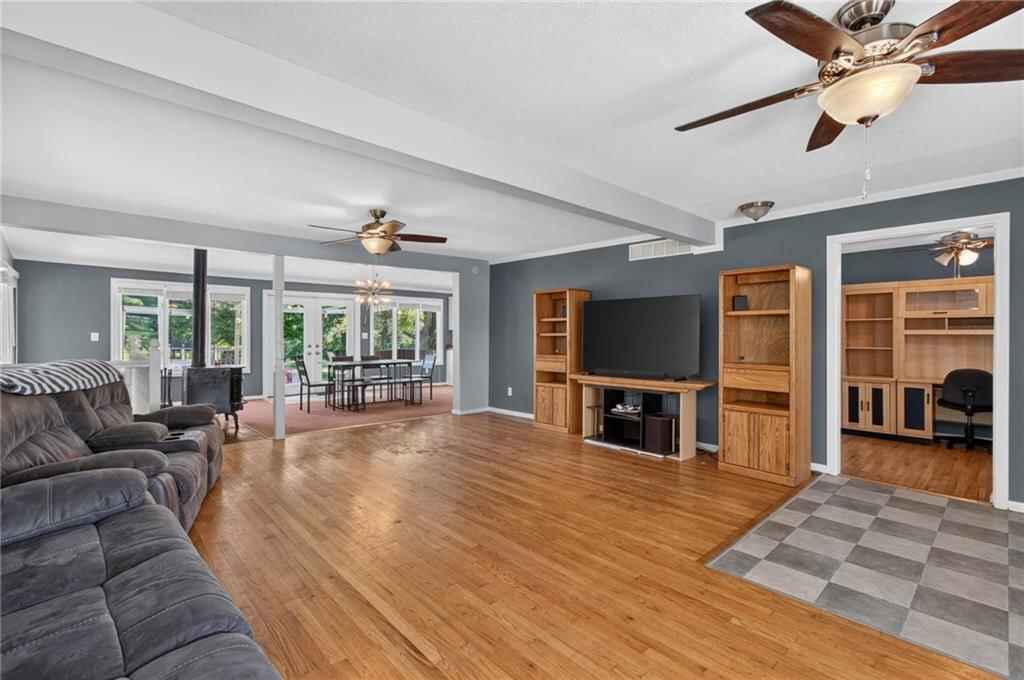 21405 S Harper Road — photo 9