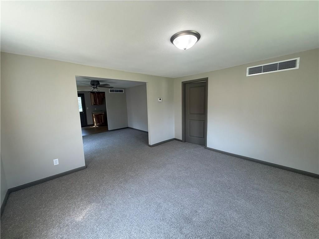 905 Miami Street — photo 6