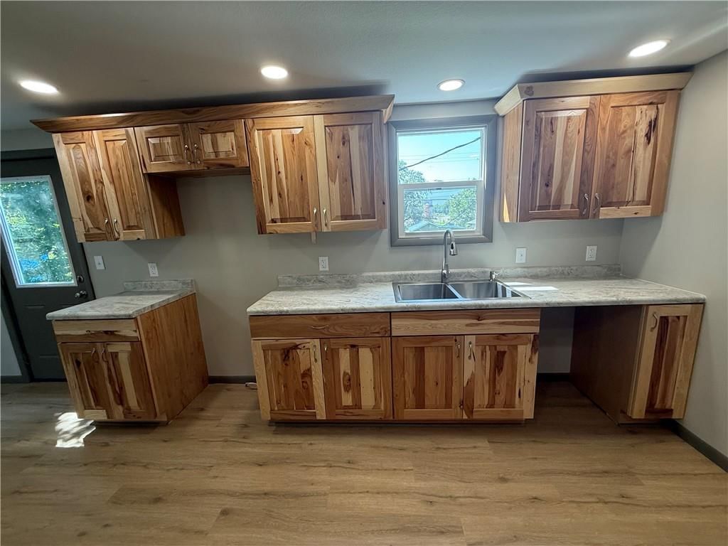 905 Miami Street — photo 17