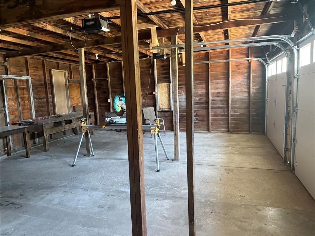 905 Miami Street — photo 25