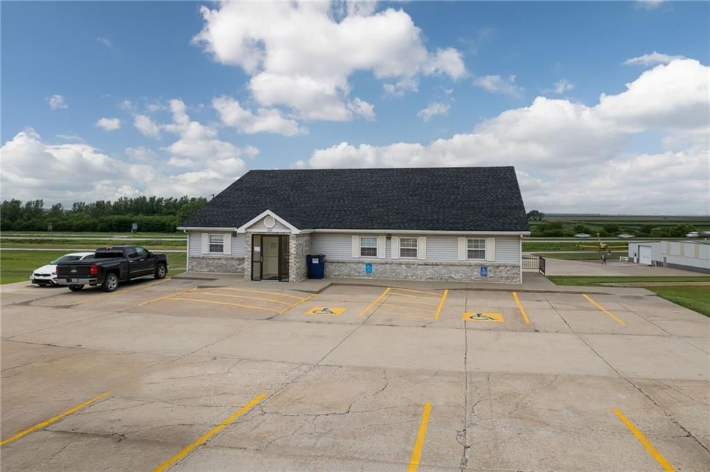 1423 Hwy 59 — photo 1