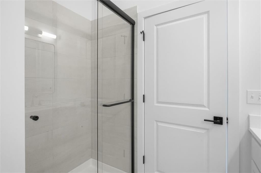 Photo 13 of 27 - 21043 S 225th Street, Spring Hill, KS 66083