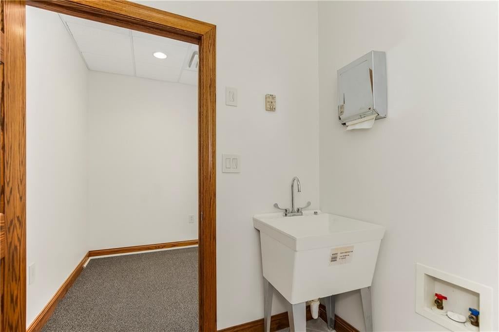 410 Remington Plaza Court — photo 26