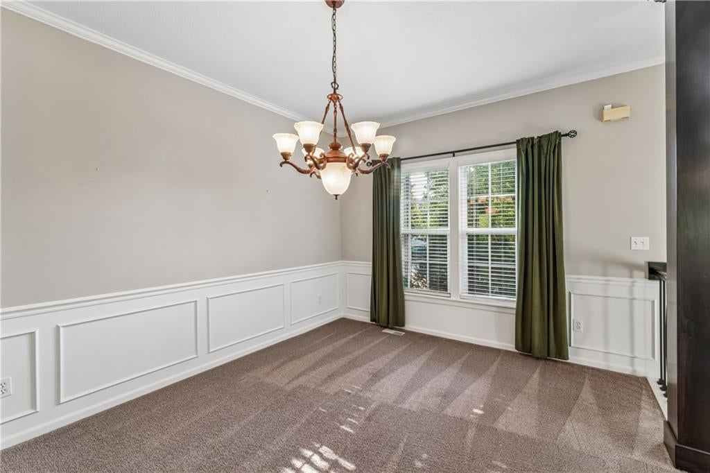 Photo 21 of 62 - 12178 S PRAIRIE CREEK Parkway, Olathe, KS 66062