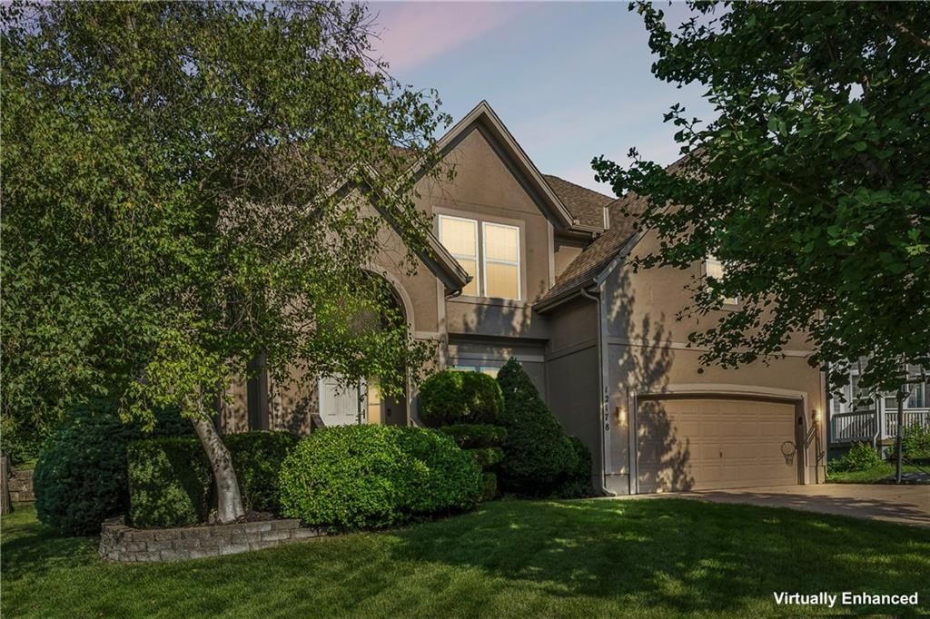 Photo 62 of 62 - 12178 S PRAIRIE CREEK Parkway, Olathe, KS 66062