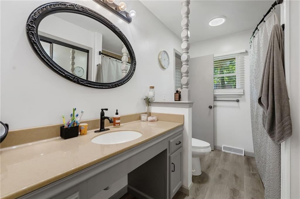 508 NE Grant Drive — photo 14