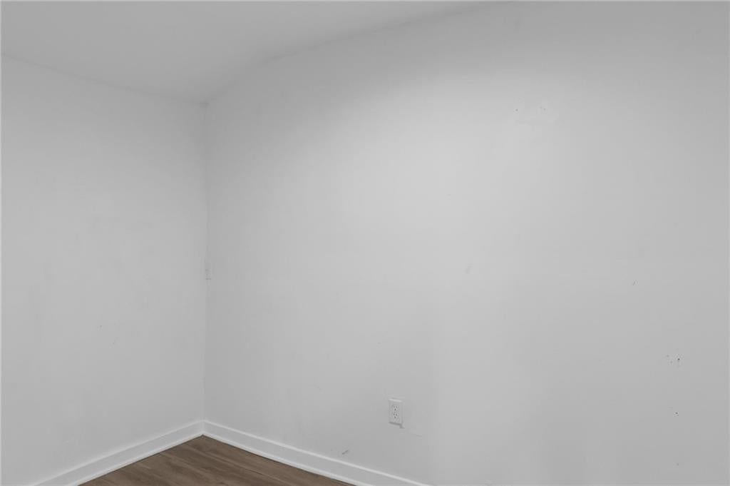 5208 E 8th Street — photo 19