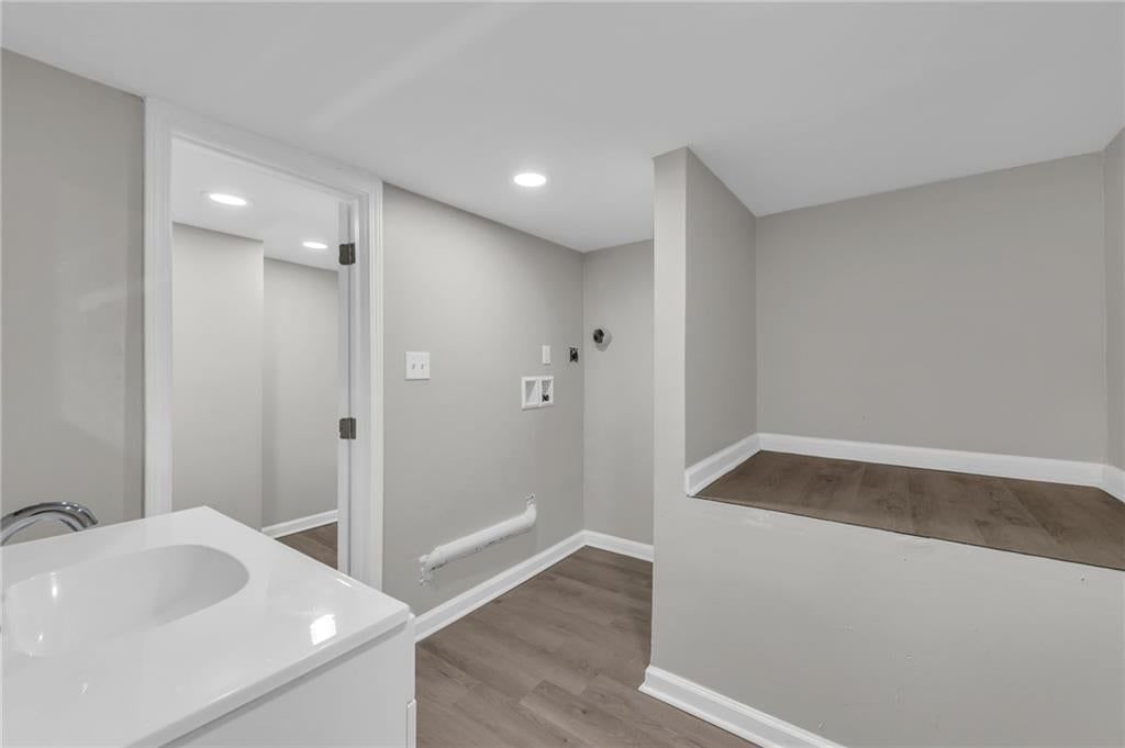 5208 E 8th Street — photo 21