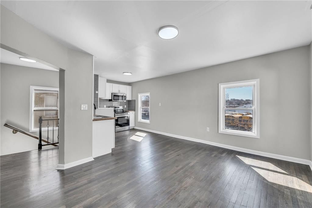 5208 E 8th Street — photo 29