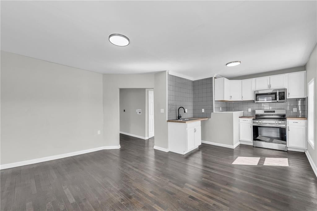 5208 E 8th Street — photo 31