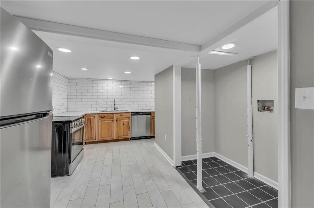 5208 E 8th Street — photo 44