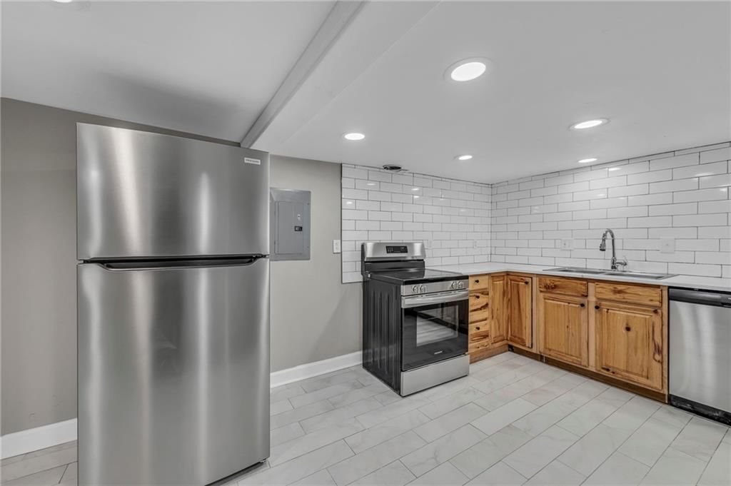 5208 E 8th Street — photo 45