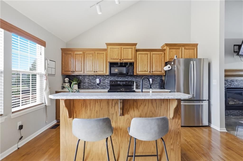590 S Pine Street — photo 10