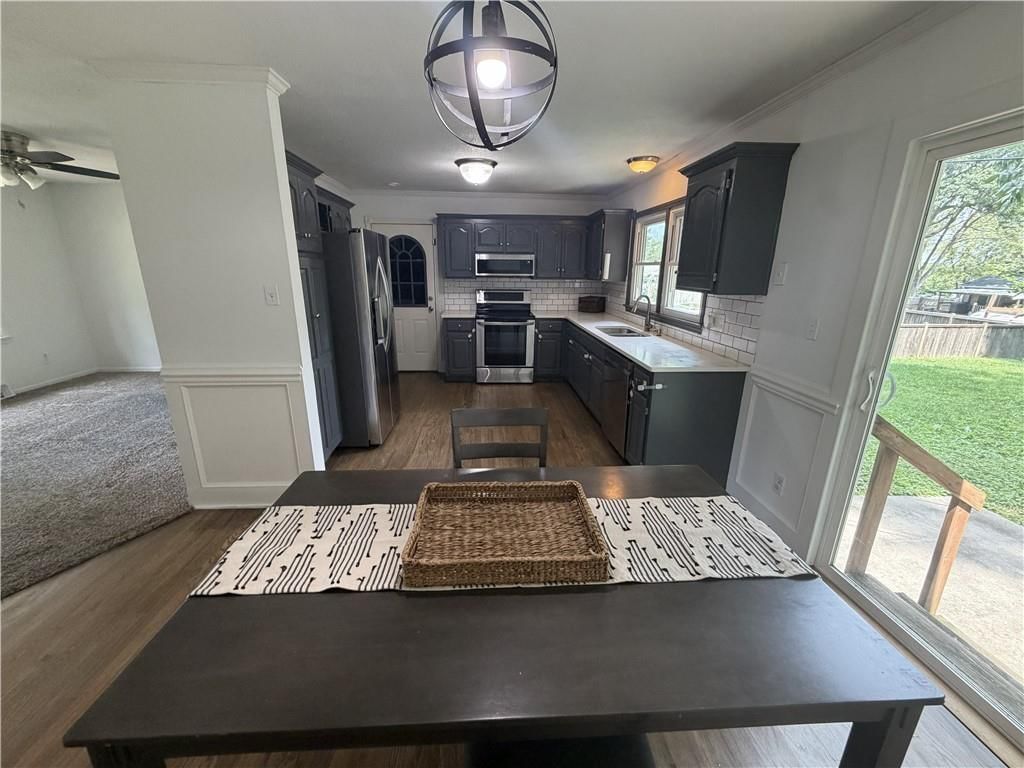 8829 N Holmes Street — photo 7