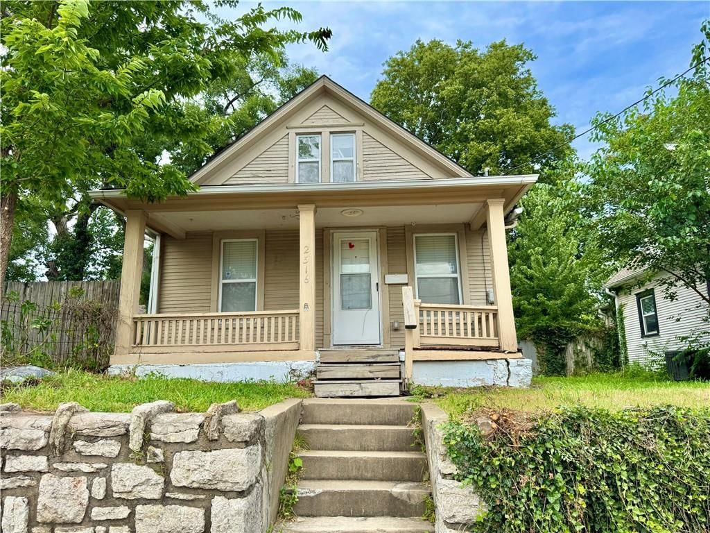 2516 W 43RD Avenue — photo 1