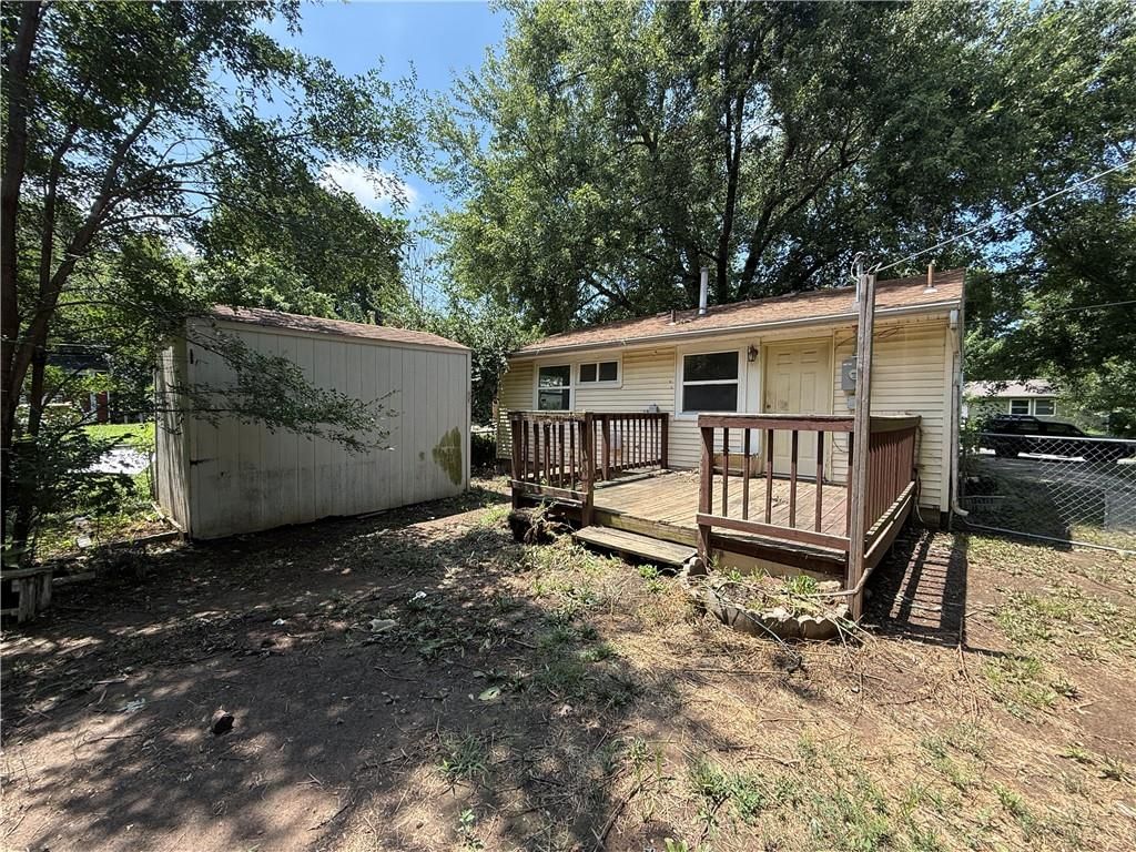 4529 N Forest Avenue — photo 11