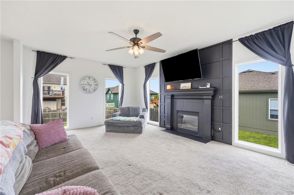 16912 Summit Drive — photo 6
