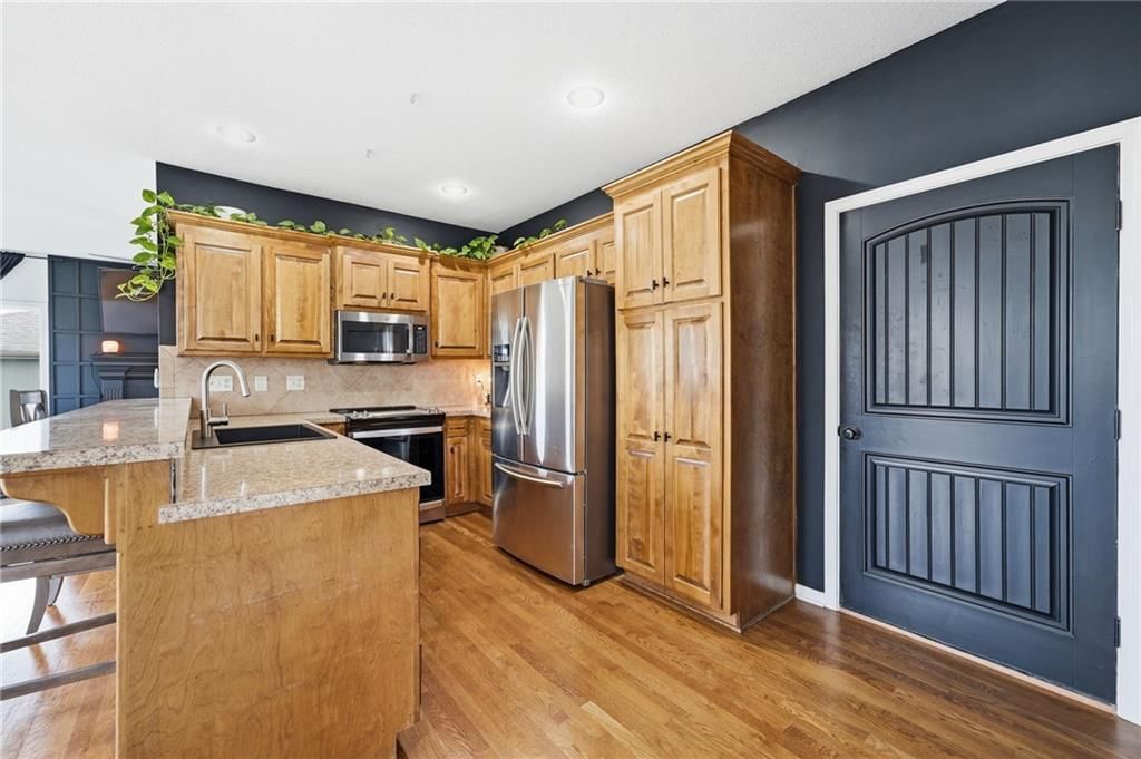 16912 Summit Drive — photo 11