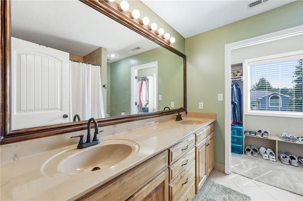 16912 Summit Drive — photo 30